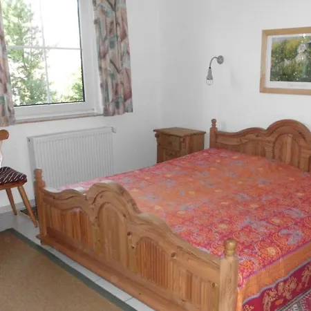With 2 Bedrooms Vakantiehuis *